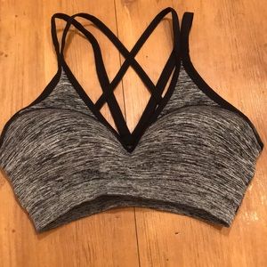 NWOT Fruit Of The Loom sports bra!